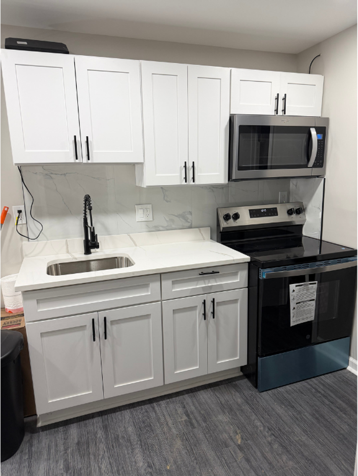 4147 Doris Ave - Photo 4 of 10