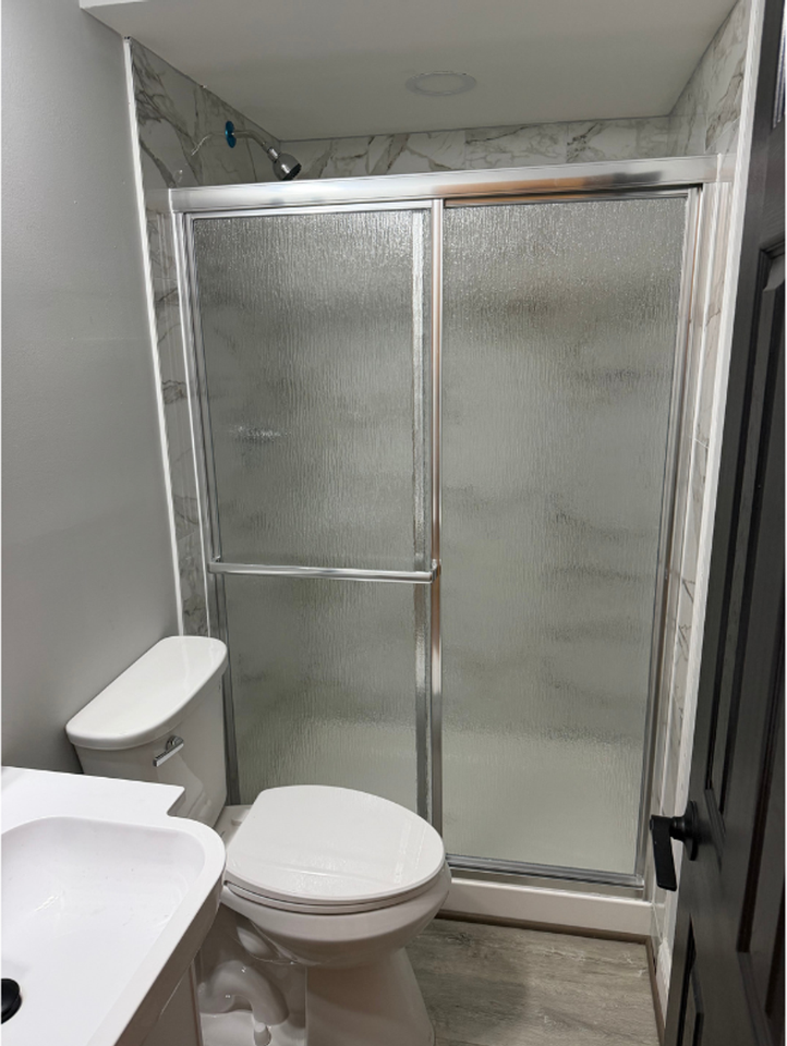 716 E 23rd St - Photo 5 of 12