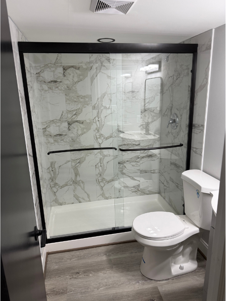 716 E 23rd St - Photo 7 of 12