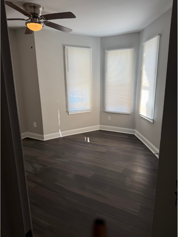 716 E 23rd St - Photo 2 of 11