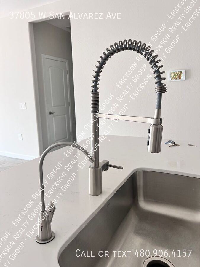 37805 W San Alvarez Ave - Photo 6 of 32