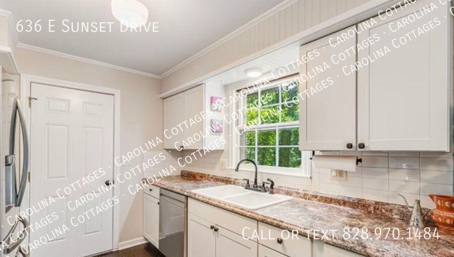 636 E Sunset Dr - Photo 4 of 20