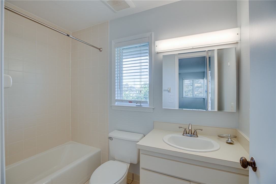 953 E Causeway Blvd #953 - Photo 4 of 19