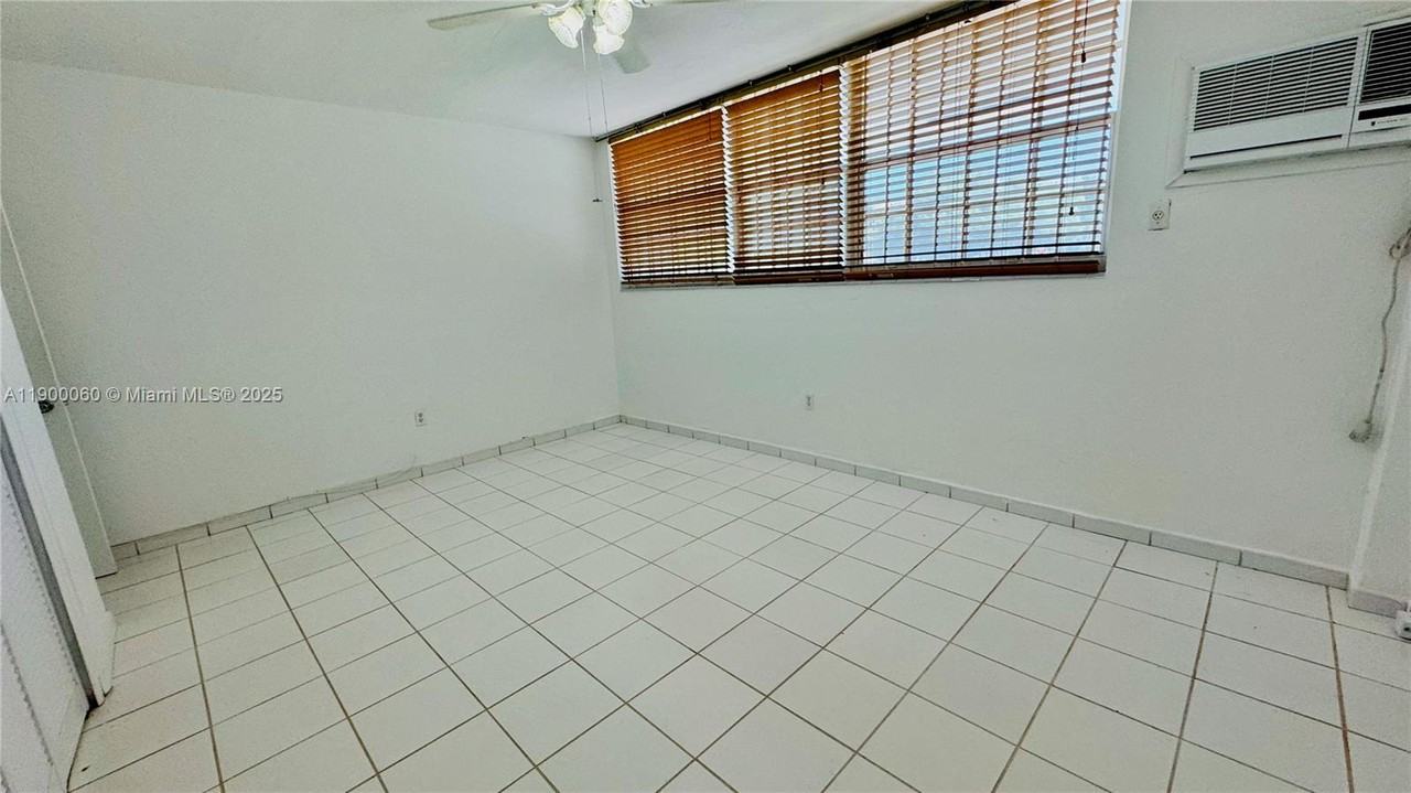 8000 Tatum Waterway Dr #8000-1 - Photo 5 of 26