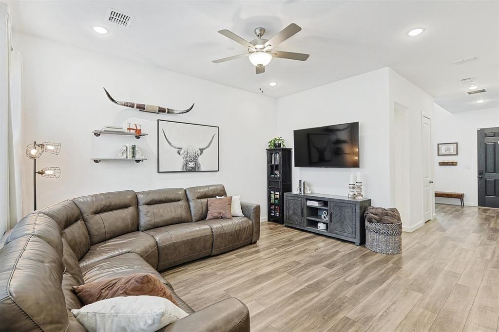 1008 Redbrick Ln #1008 - Photo 5 of 39