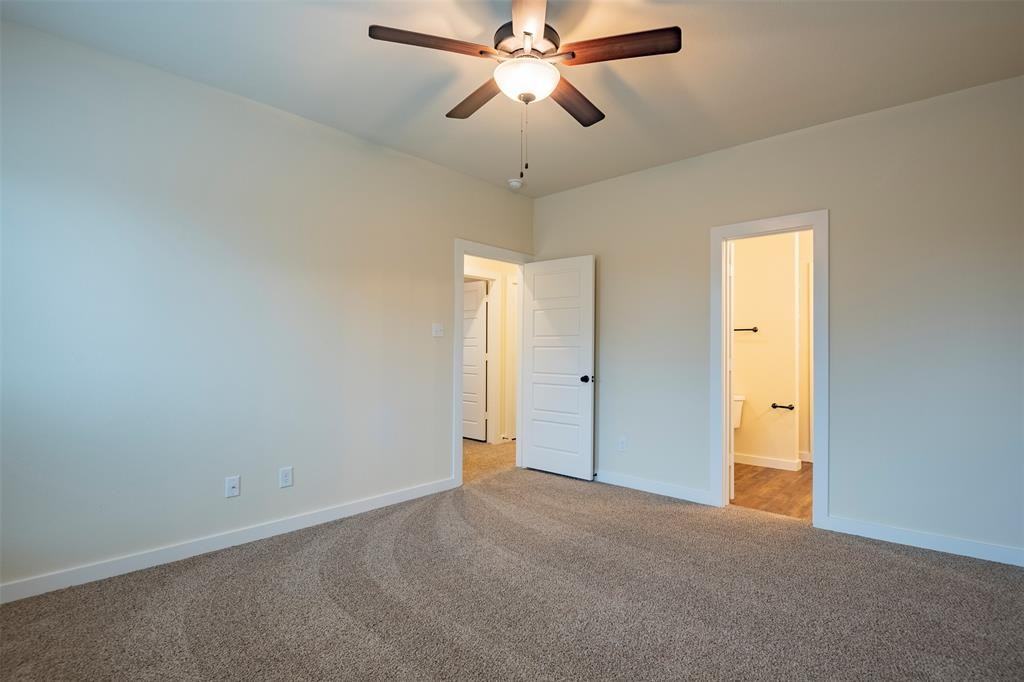 645 Blackland Dr #645 - Photo 2 of 23