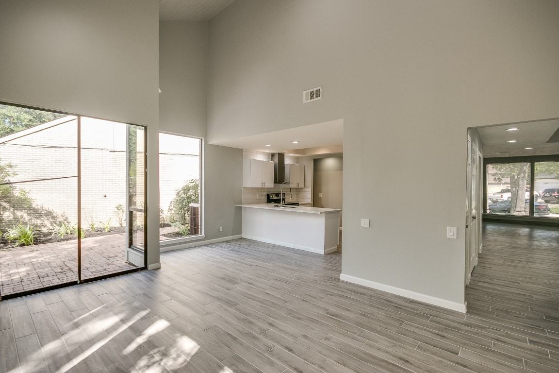 923 Cranberry Hill Ct #923 - Photo 7 of 50