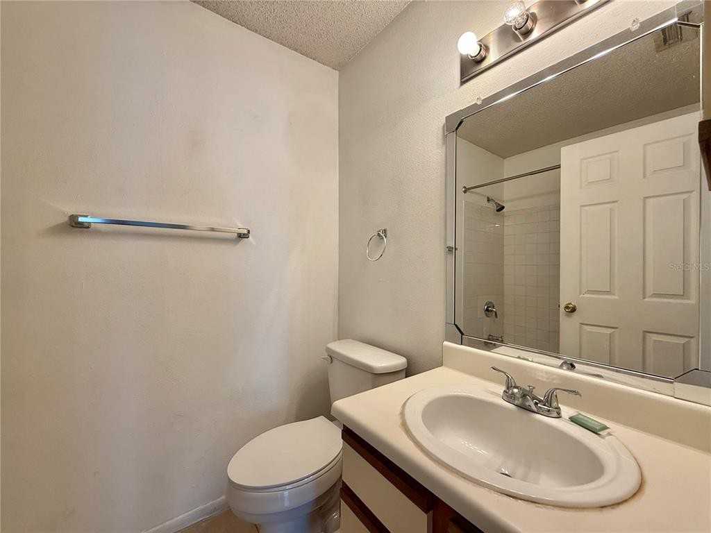 8724 Mallard Reserve Dr #8724-202 - Photo 5 of 32