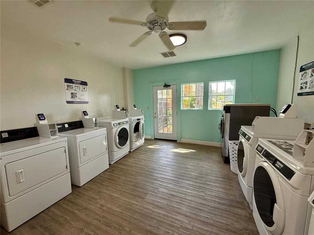 8724 Mallard Reserve Dr #8724-202 - Photo 7 of 32