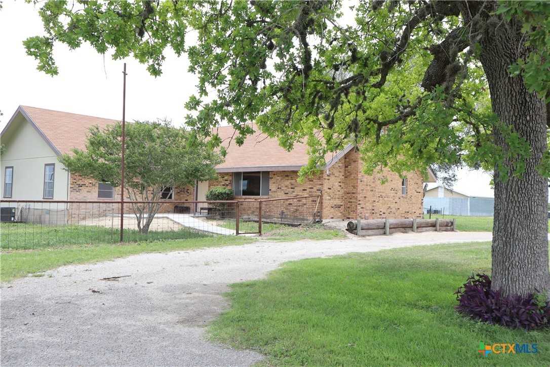 707 Old Seguin Luling Rd #707 - Photo 3 of 18