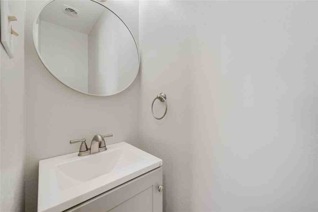 219 Hillcrest St #219 - Photo 4 of 27