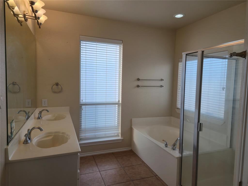 624 Caravan Dr #624 - Photo 4 of 26