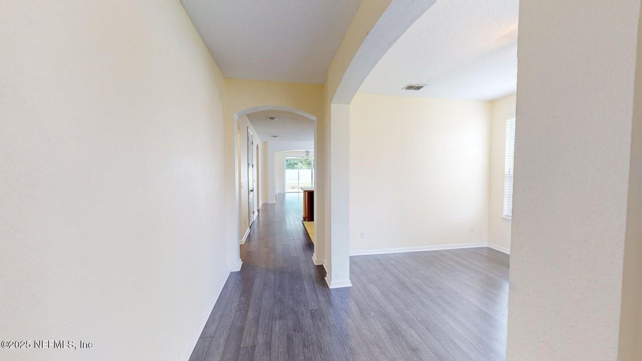 15707 Lexington Park Blvd #15707 - Photo 6 of 38
