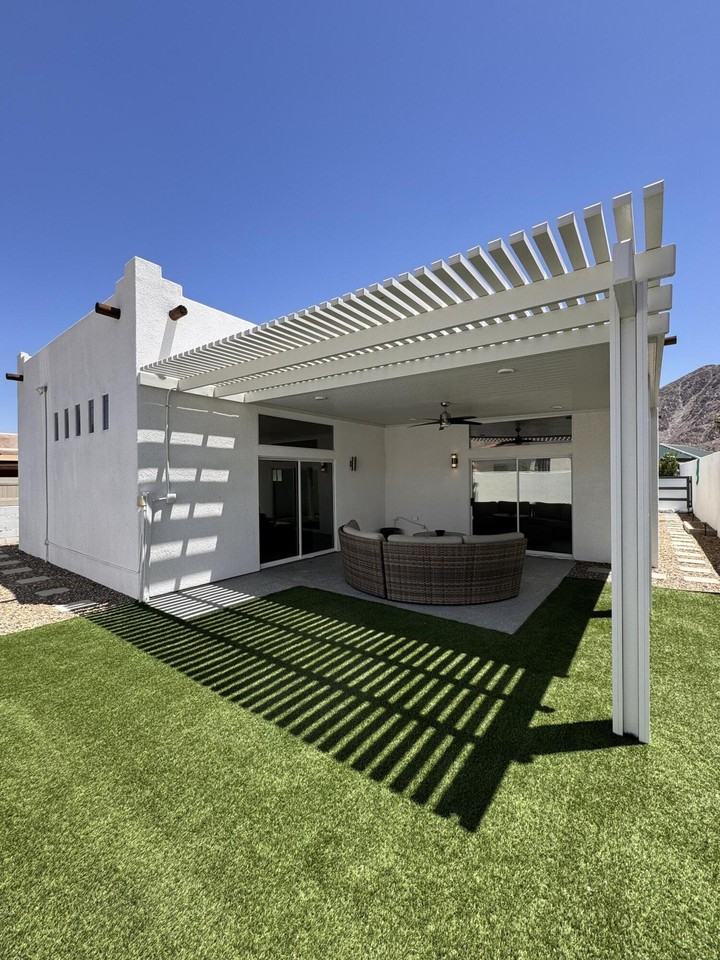 53445 Eisenhower Dr #53445 - Photo 7 of 33