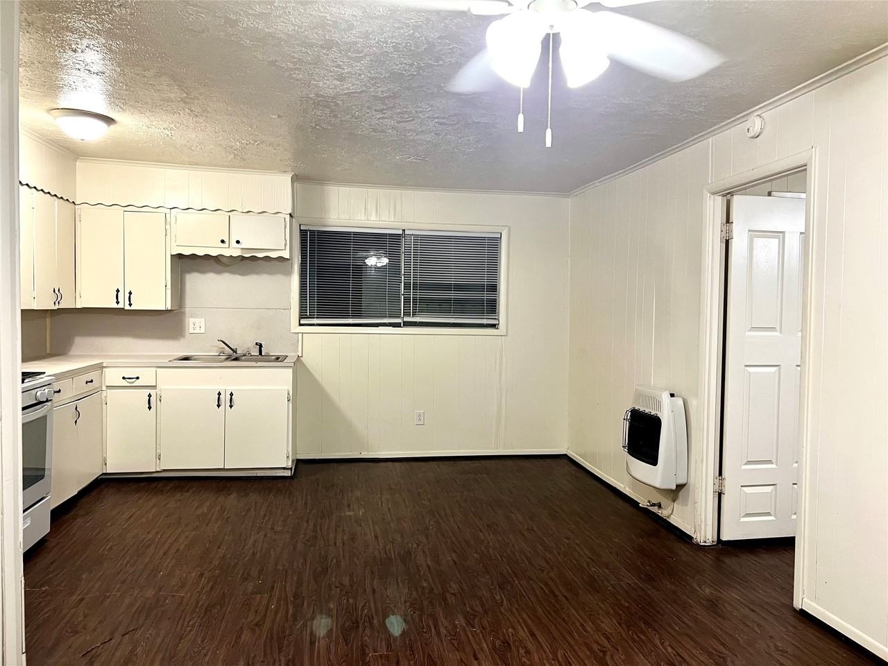 1014 E 23rd St #1014-2 - Photo 2 of 12