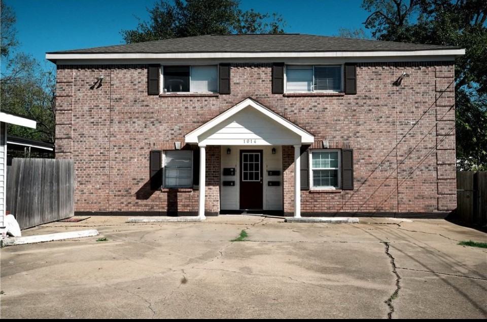 1014 E 23rd St #1014-2 - Photo 7 of 12