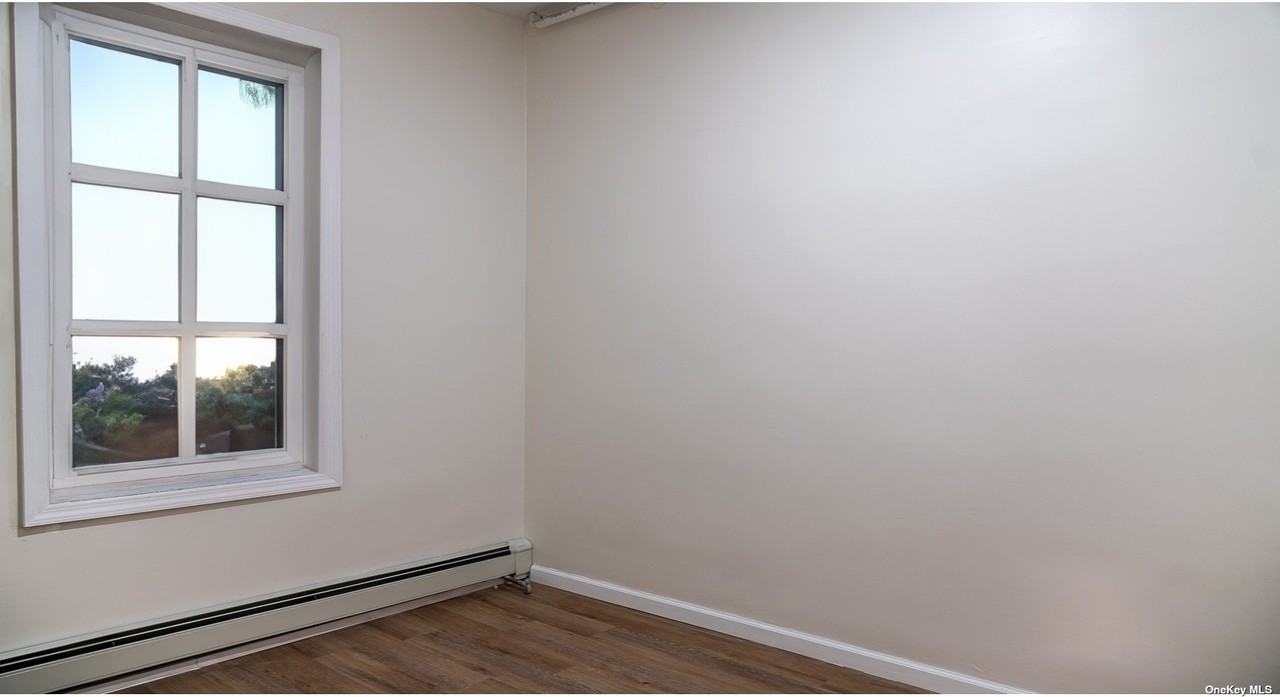 598 Van Siclen Ave #598-1 - Photo 4 of 7