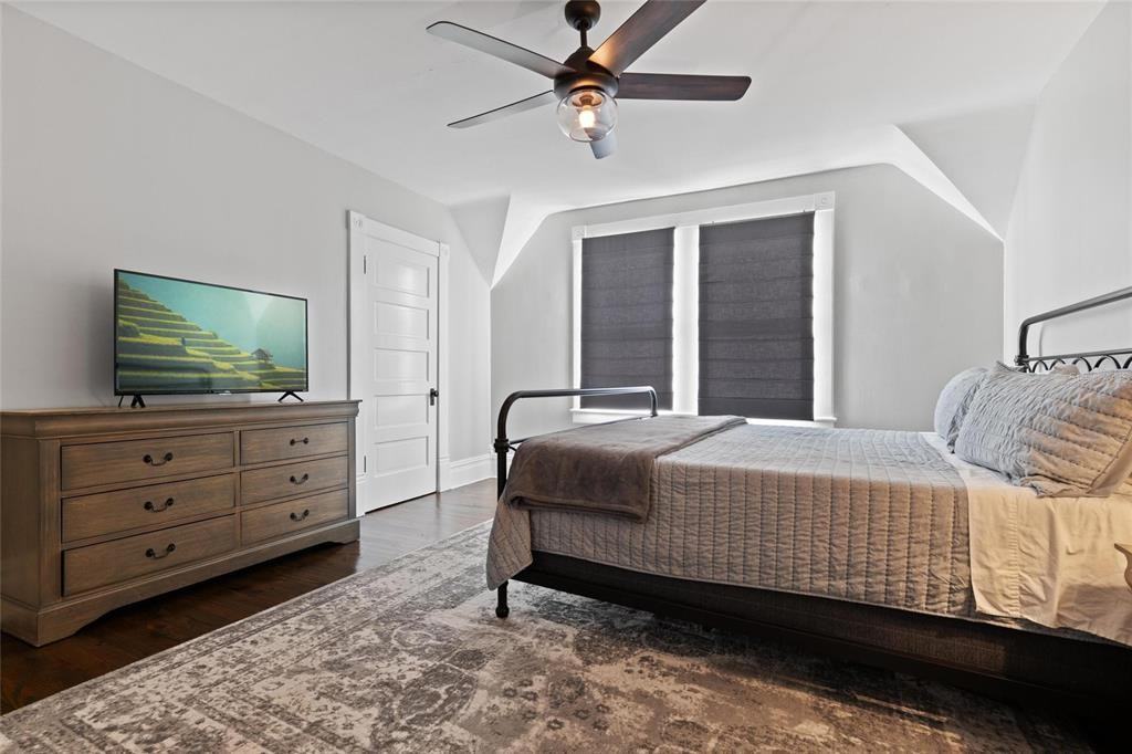 4 W Orange St #4 - Photo 2 of 39