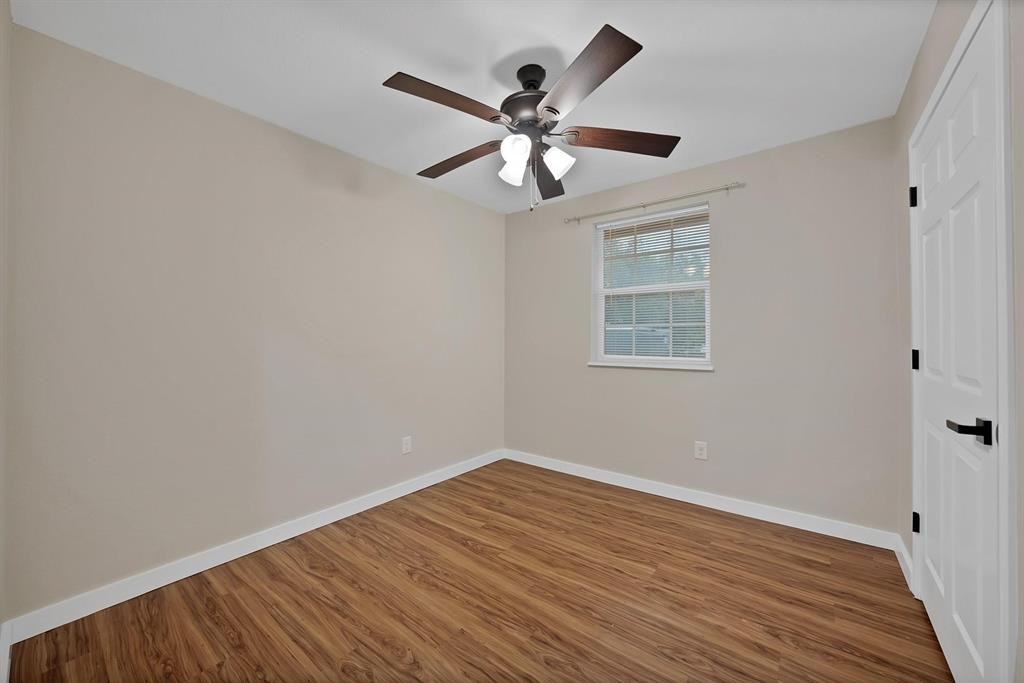 824 E Prairie View Rd #824 - Photo 3 of 24