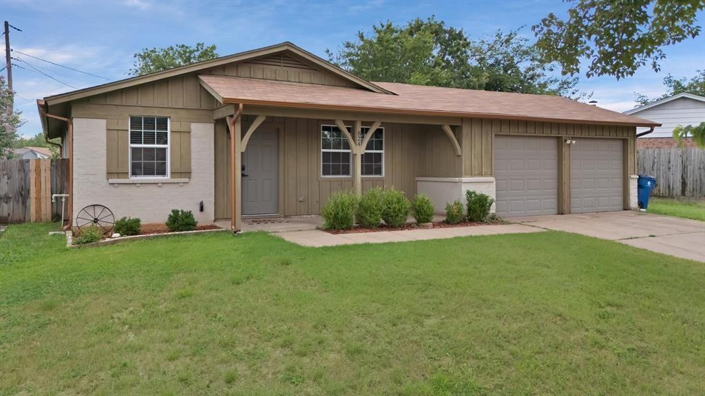 824 E Prairie View Rd #824 - Photo 4 of 24