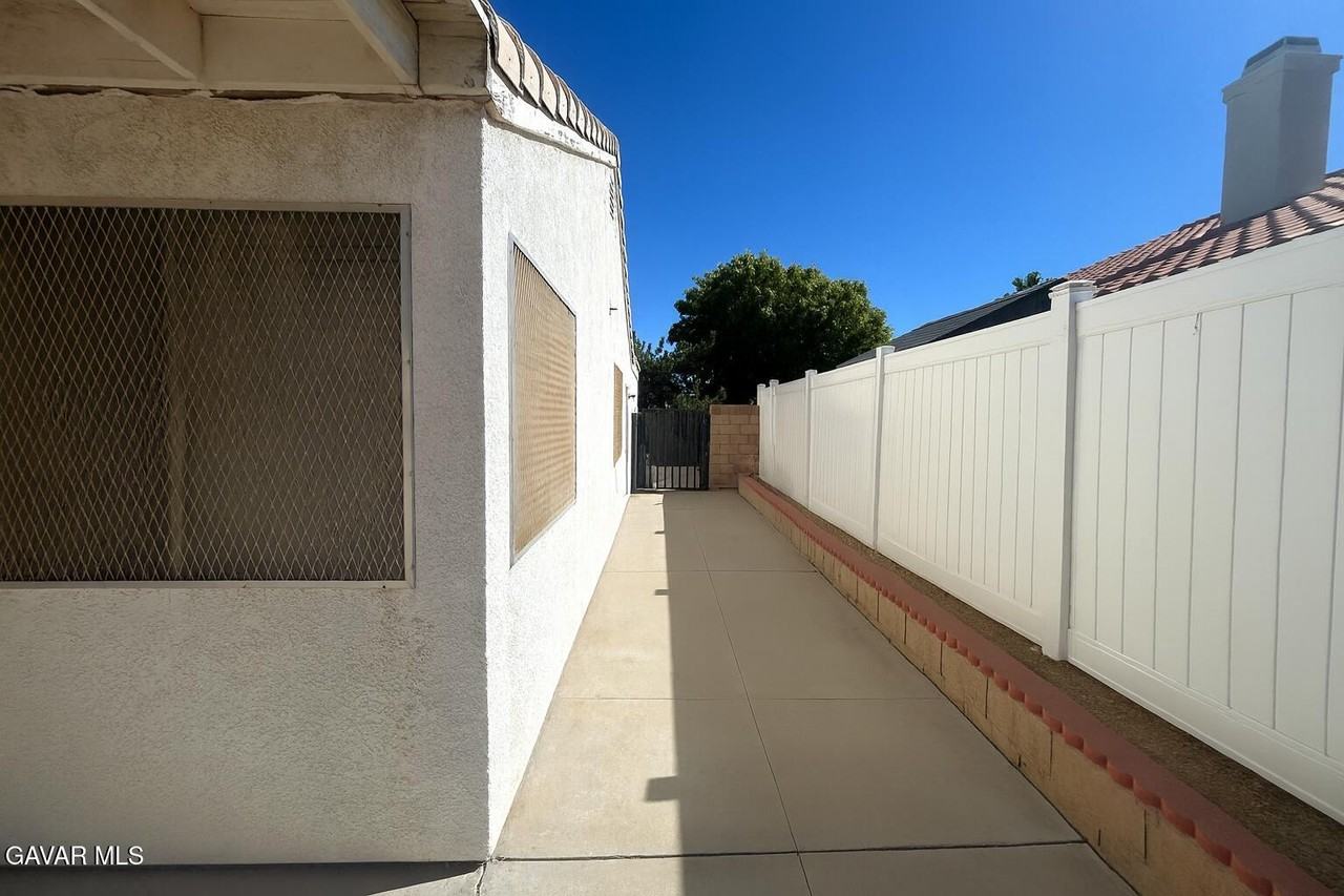 36717 Sulphur Springs Rd #36717 - Photo 2 of 24