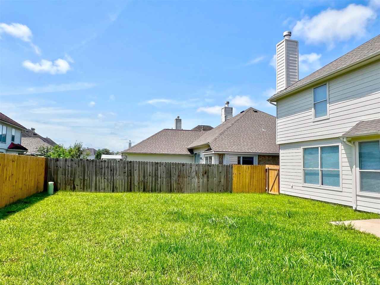 18 Old Presidio Dr #18 - Photo 4 of 43