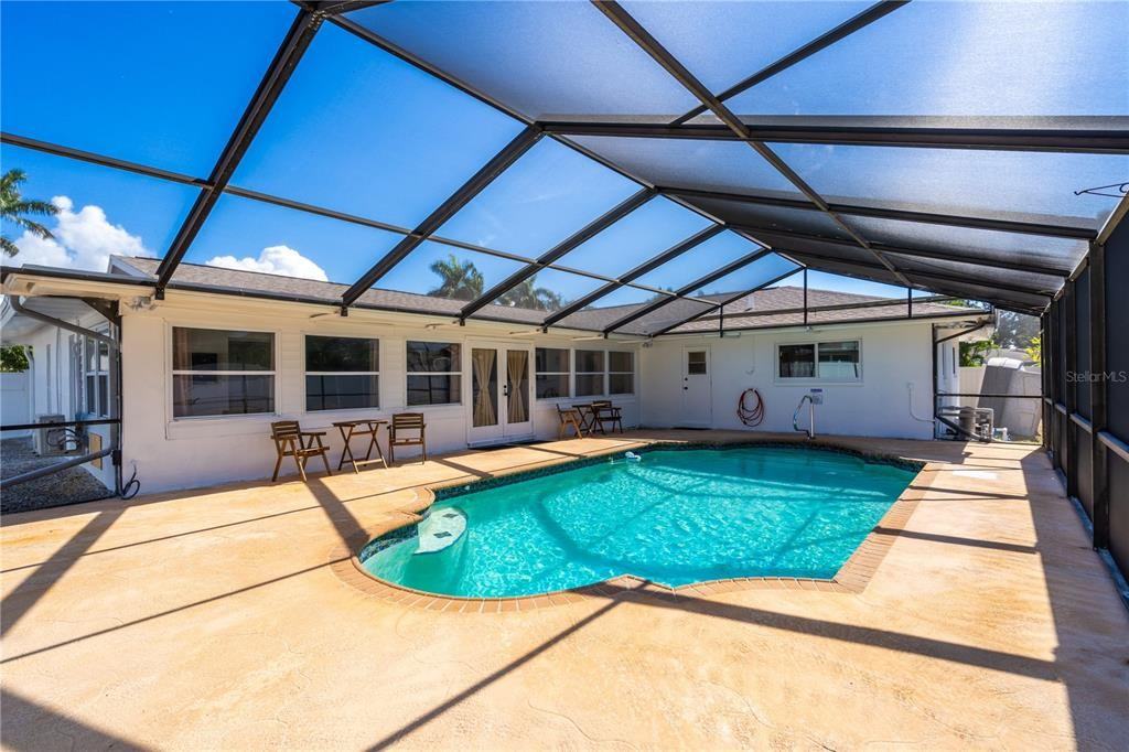 1212 63rd St Nw #1212 - Photo 3 of 34