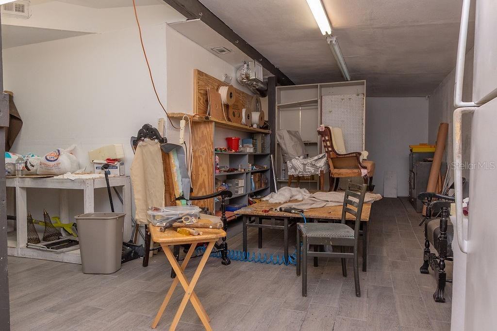 209 S Florida Ave #209 - Photo 3 of 24