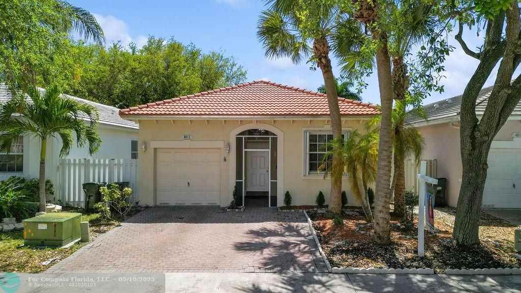 4812 Nw 19th St #4812 - Photo 2 of 27