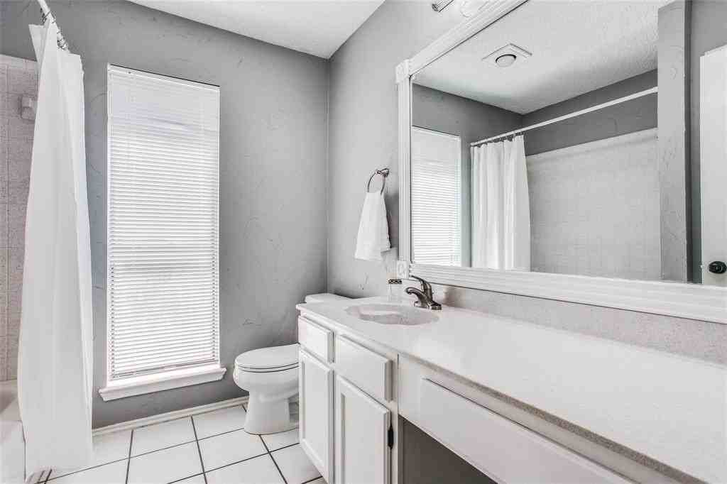 921 Baxter Dr #921 - Photo 3 of 21