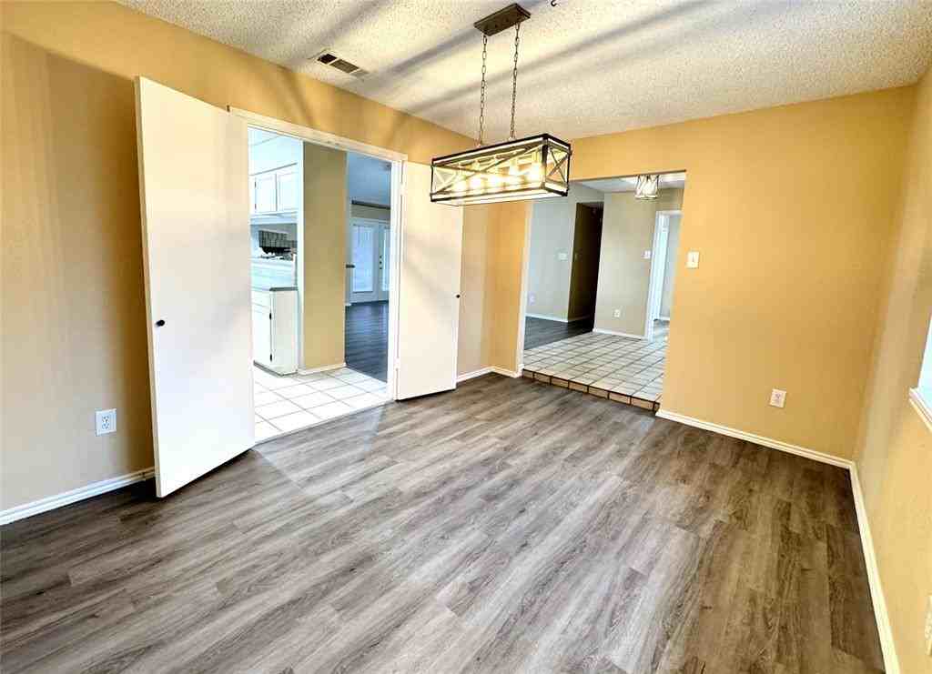 921 Baxter Dr #921 - Photo 4 of 21