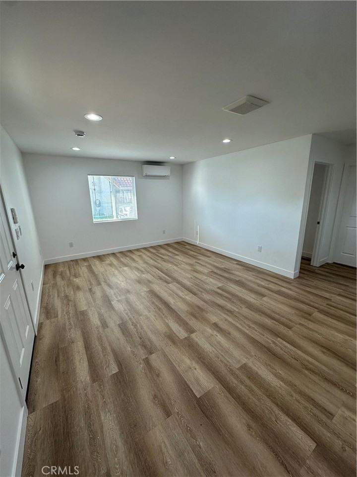 3519 Albany St #3519 - Photo 4 of 11