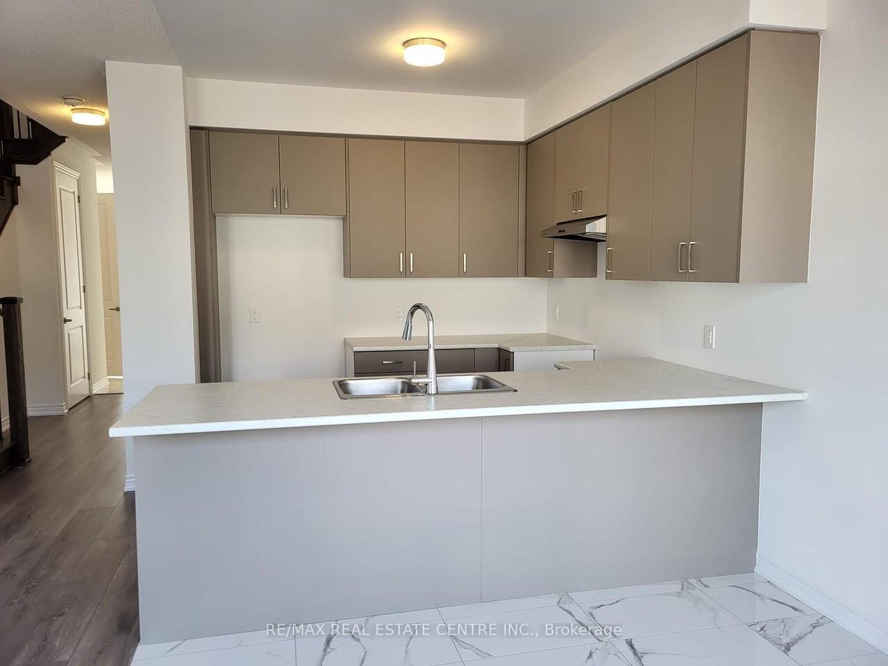 25 Edminston Drive - Photo 3 of 9