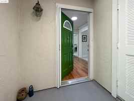 featured image of 1910 Skycrest Dr