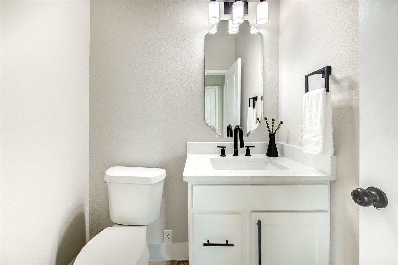 5435 Baronet Dr #5435 - Photo 7 of 40