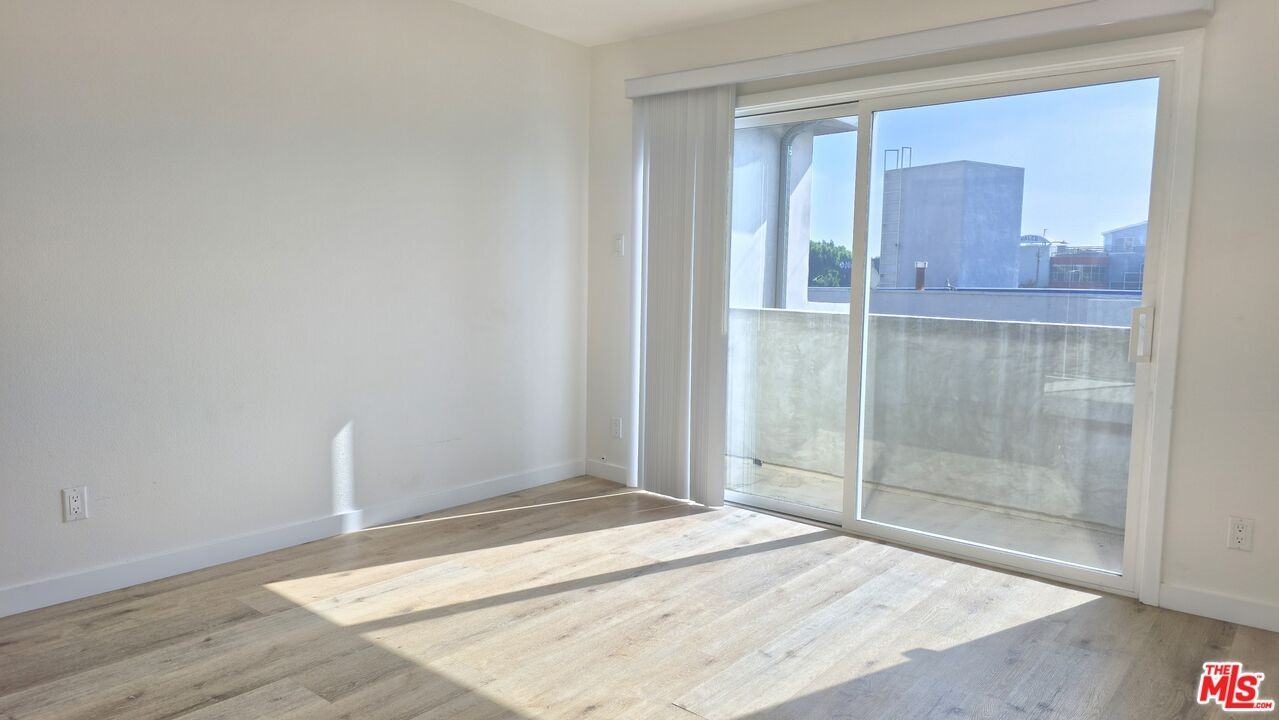 1650 S Bentley Ave #1650-302 - Photo 2 of 22