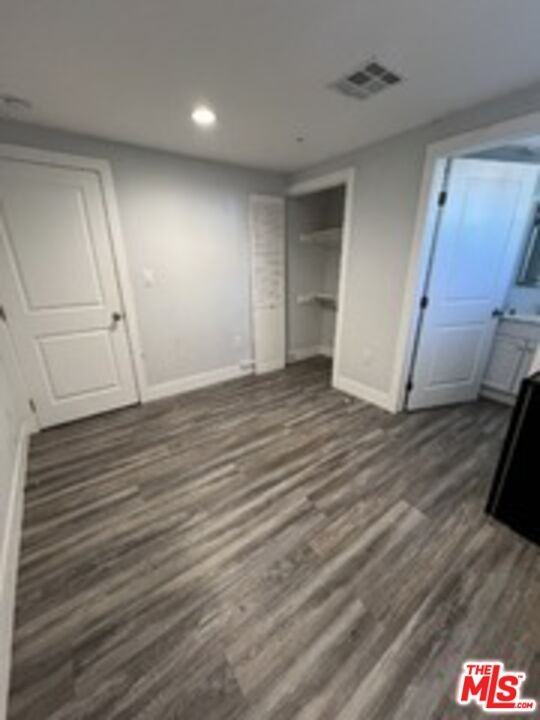 1608 W 36th Pl #1608 - Photo 4 of 10