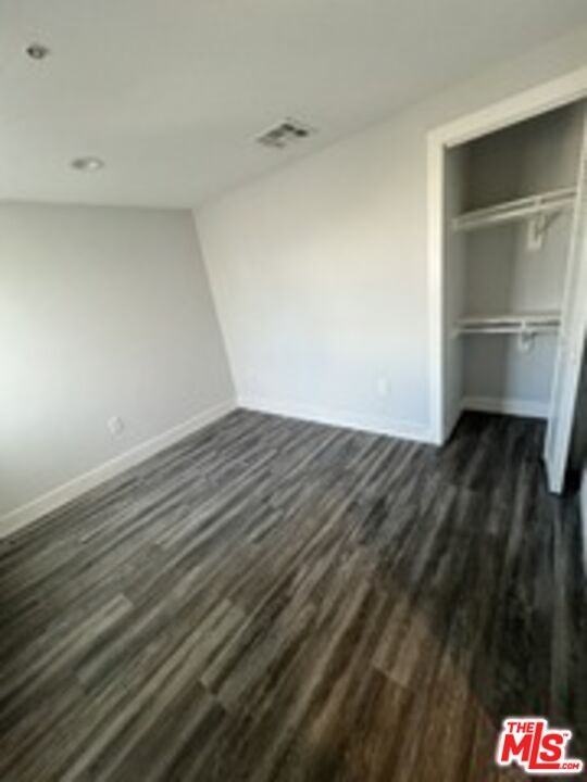 1608 W 36th Pl #1608 - Photo 7 of 10