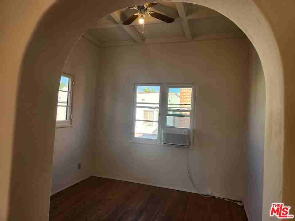 438 S Cochran Ave #438-108 - Photo 6 of 11