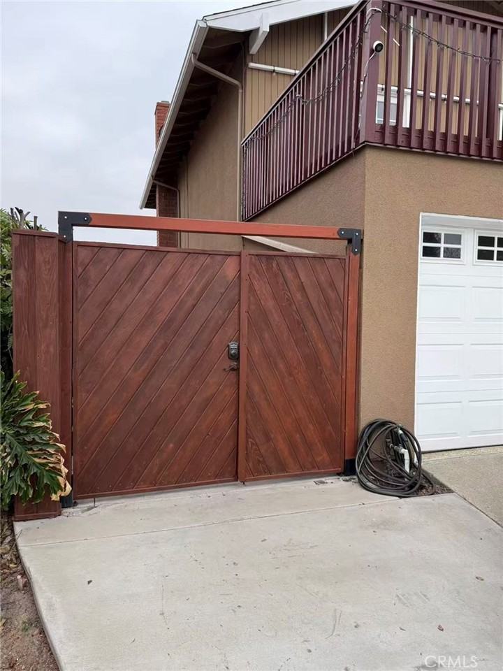 24160 Decorah Rd #24160 - Photo 4 of 12