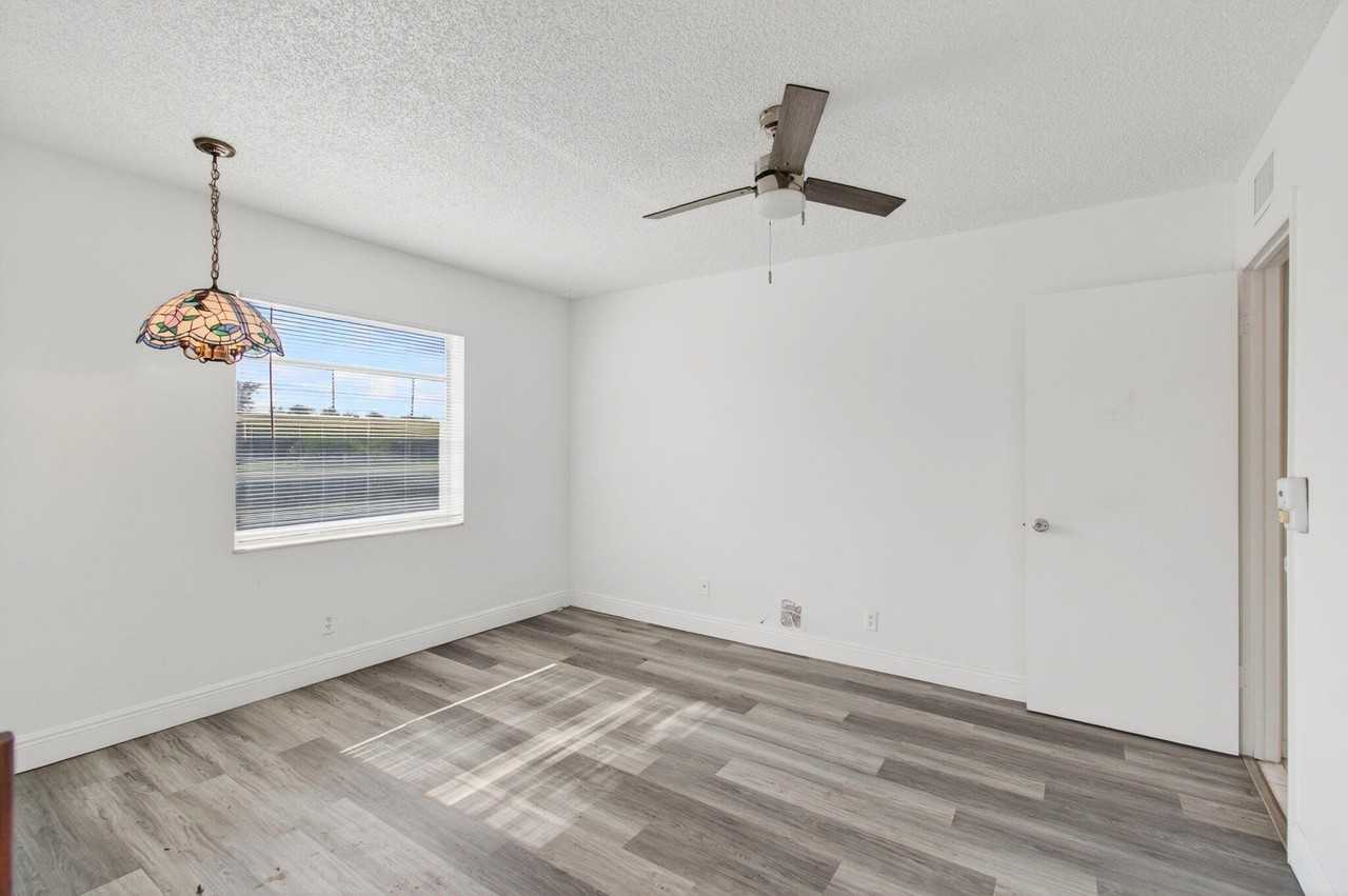 180 Flanders C #180 - Photo 6 of 50