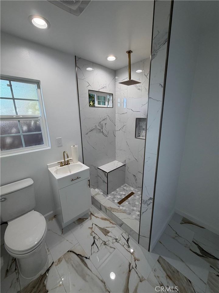 7476 Brookside Rd #7476