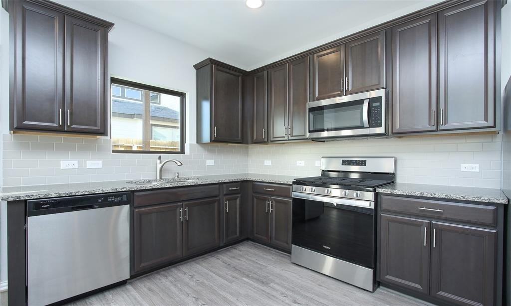 7124 Elgin St #7124 - Photo 4 of 19