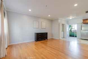 15053 Victory Blvd - Photo 1 of 1