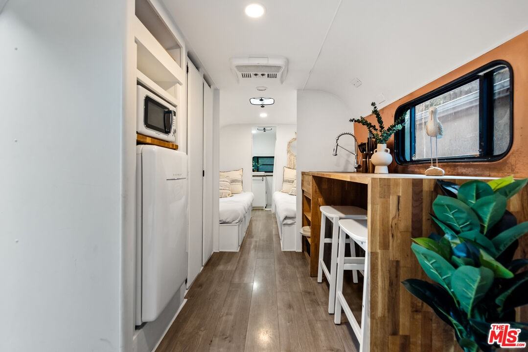 272 N Topanga Canyon Blvd #272-3