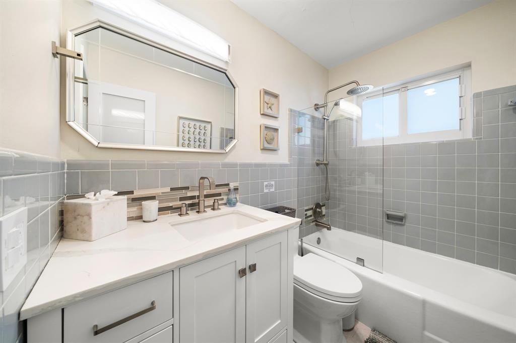 4804 Ne 21st Ave #4804-4804 - Photo 3 of 17