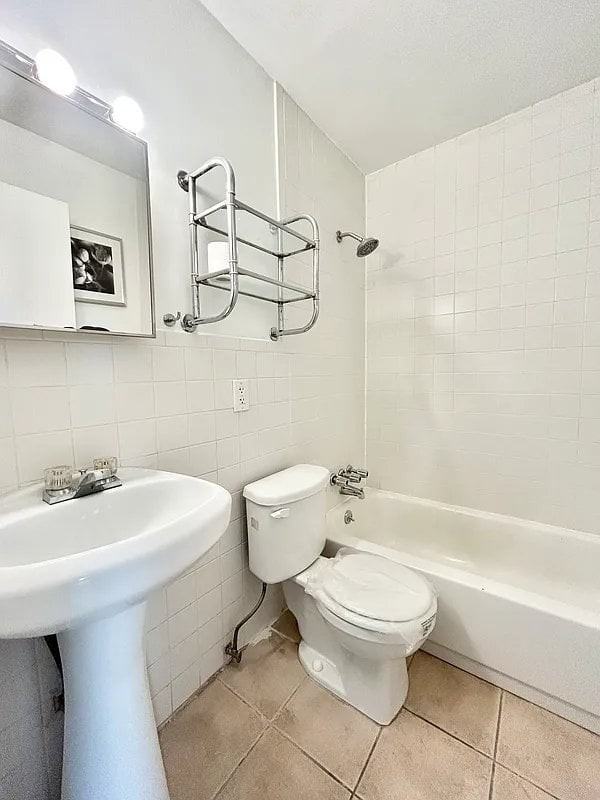 311 E 105th St #4A - Photo 4 of 4