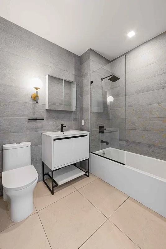 1801 Broadway #5J - Photo 5 of 6