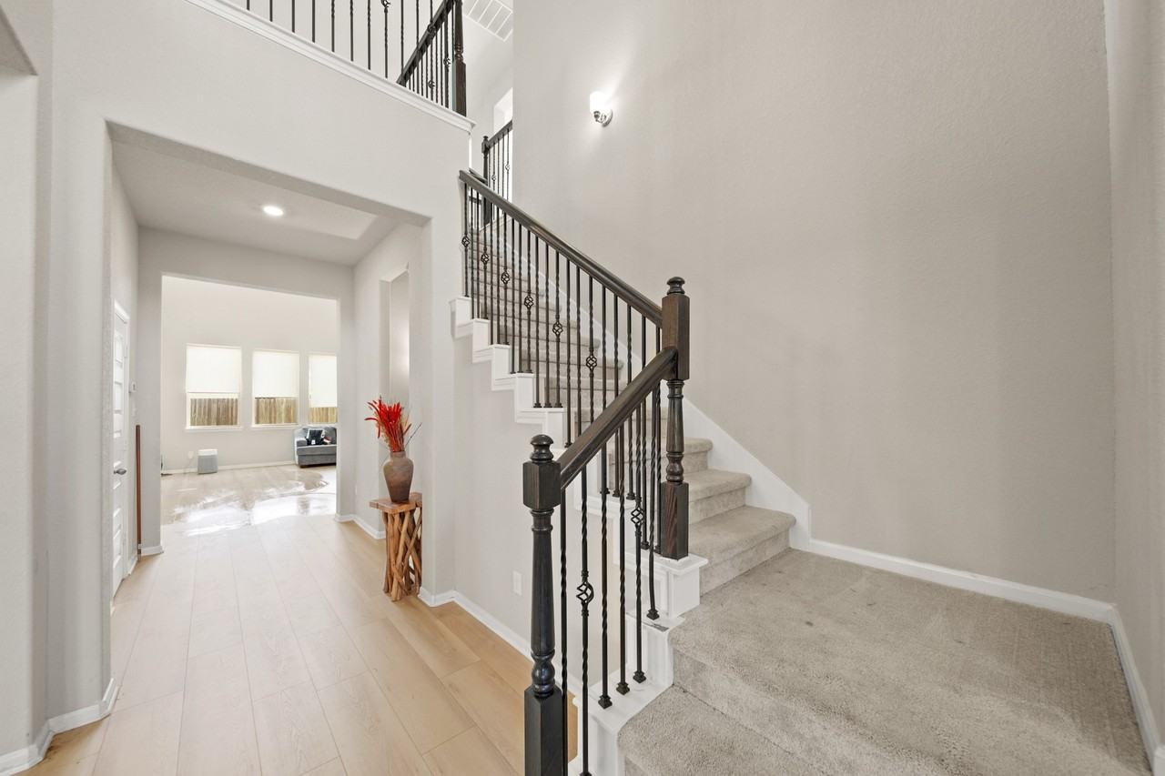 4735 Great Acre Ln #4735 - Photo 3 of 18