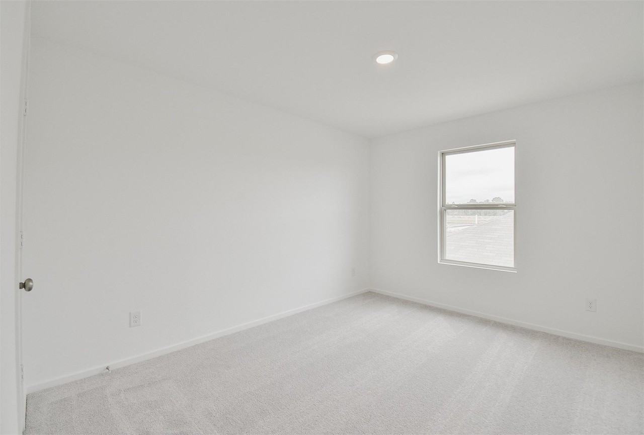 18566 Cepagatti Dr #18566 - Photo 4 of 35